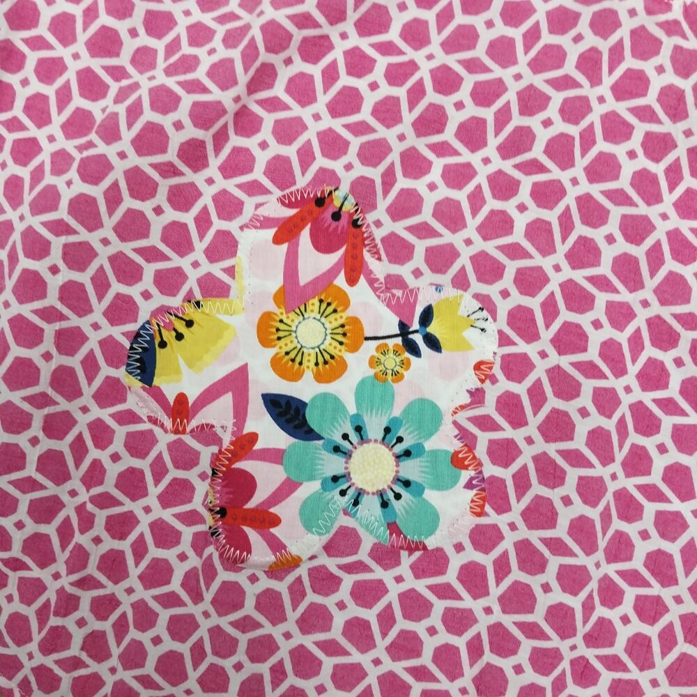3633 Size XL Kim Rogers Upcycled Pink and White Top. - Picture 4 of 7